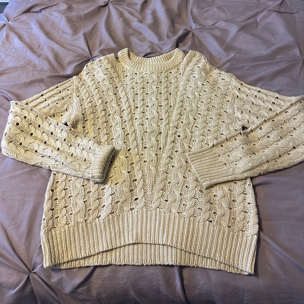 Fisherman style sweater with shoulder cutouts - large